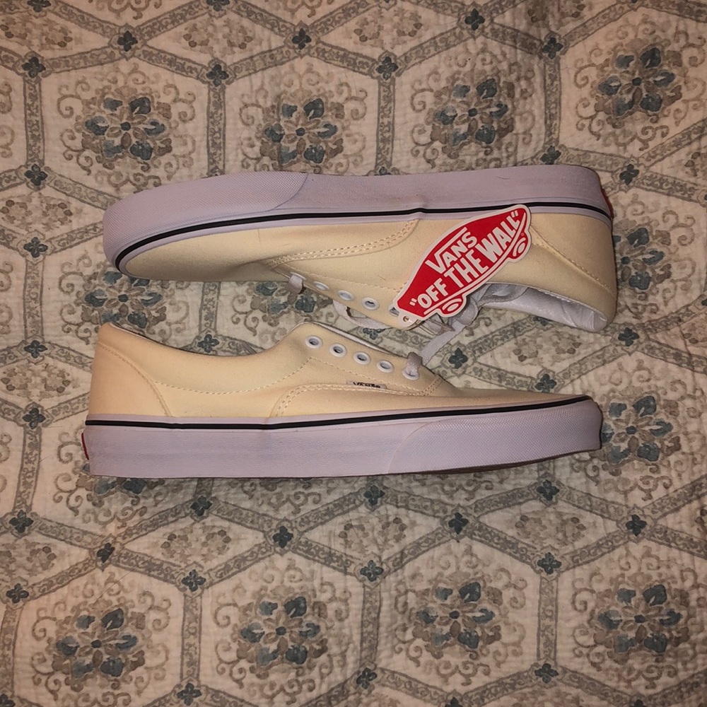 Vans Era